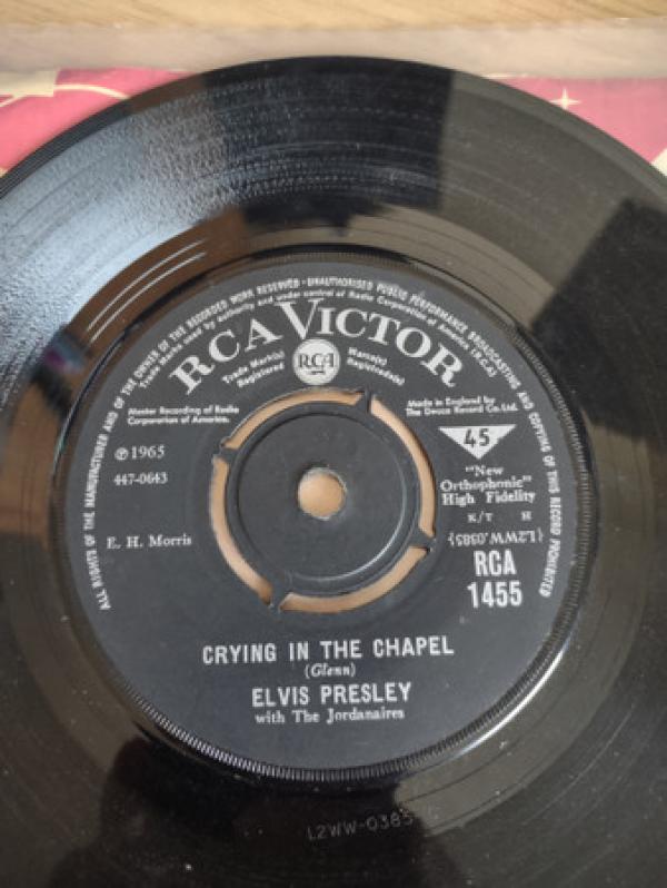 Elvis Presley, The Jordanaires - Crying In The Chapel