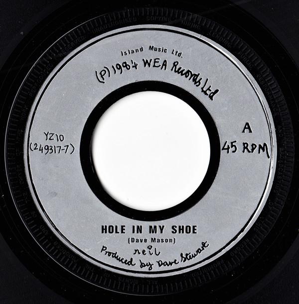 Neil (2) - Hole In My Shoe
