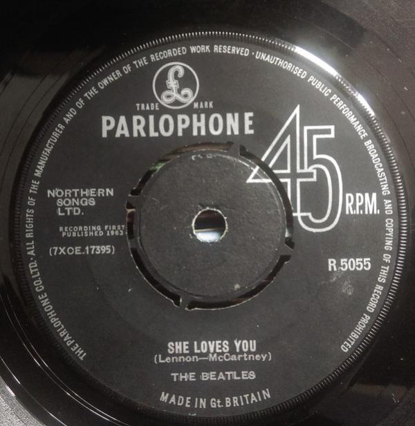 The Beatles - She Loves You